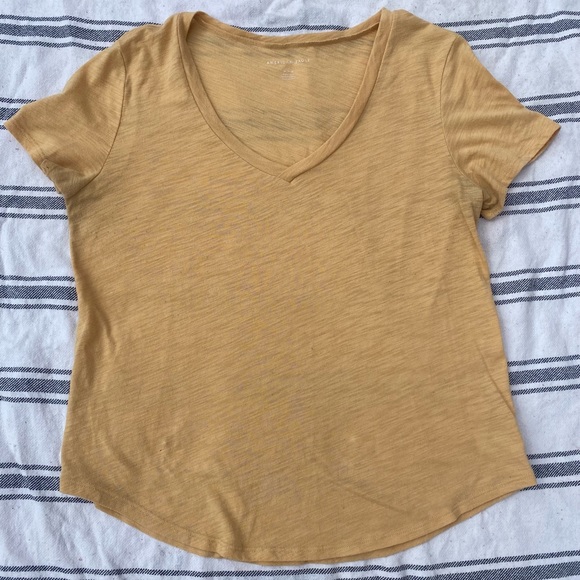 American Eagle Soft Basic Tee V Neck Yellow - Picture 1 of 2